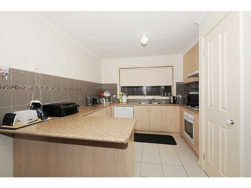11/11 Coco Pde, Skye VIC 3977