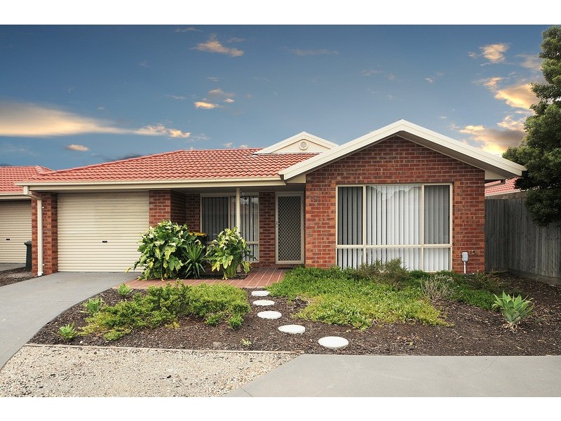 11/11 Coco Pde, Skye VIC 3977