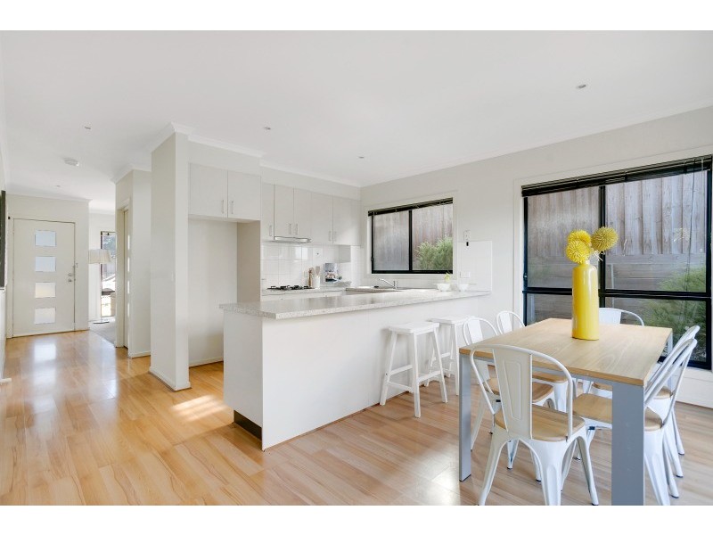 4 Protea Street, Carrum Downs VIC 3201