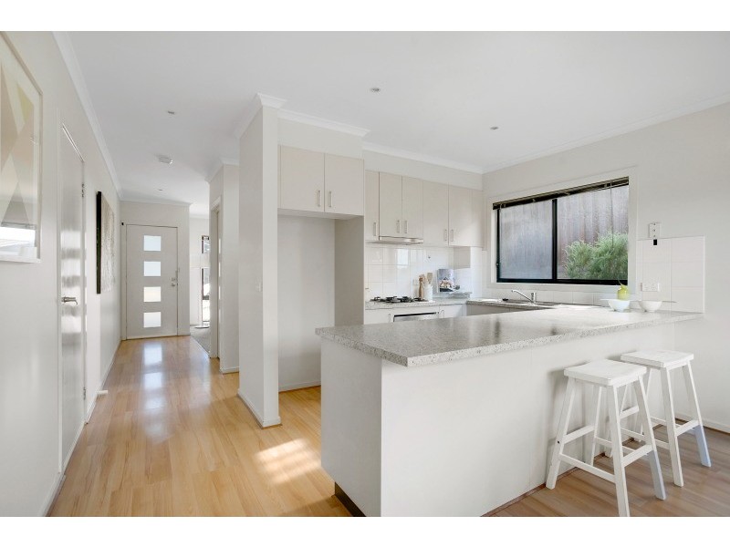 4 Protea Street, Carrum Downs VIC 3201