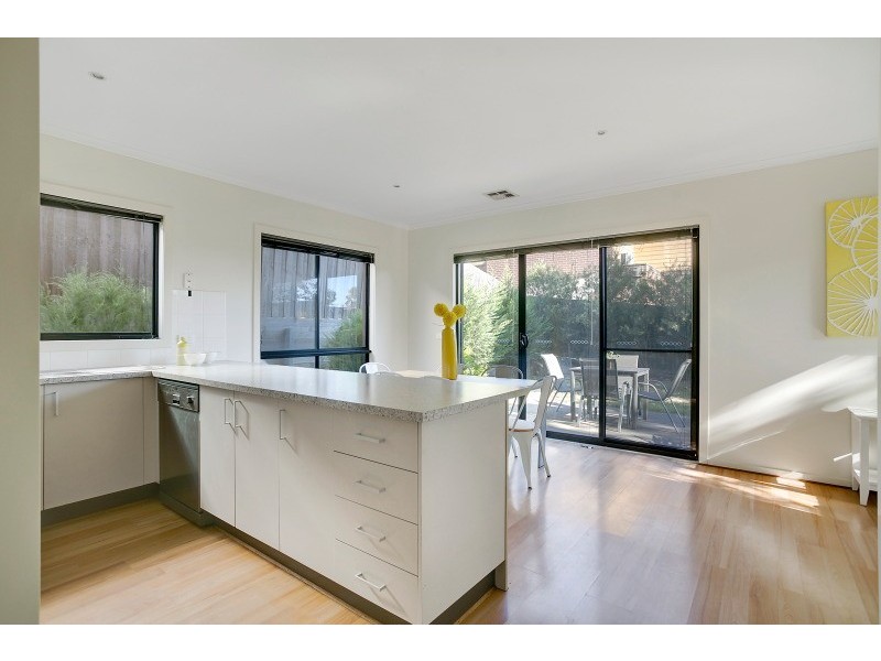 4 Protea Street, Carrum Downs VIC 3201