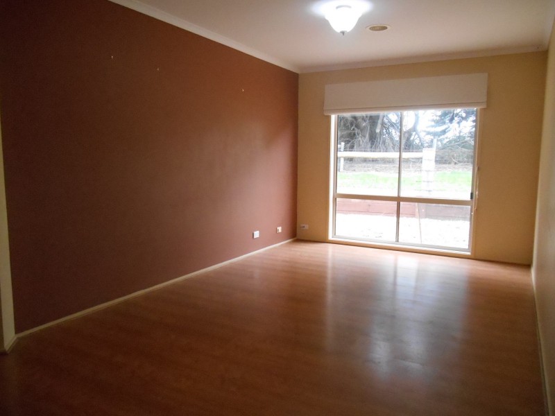 21 John Monash Drive, Skye VIC 3977