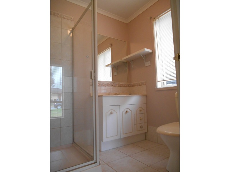 21 John Monash Drive, Skye VIC 3977