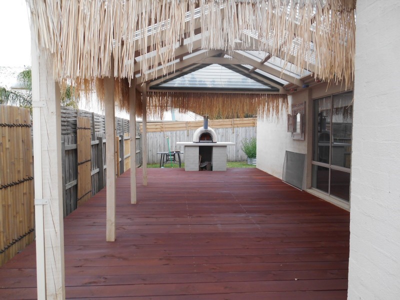 21 John Monash Drive, Skye VIC 3977