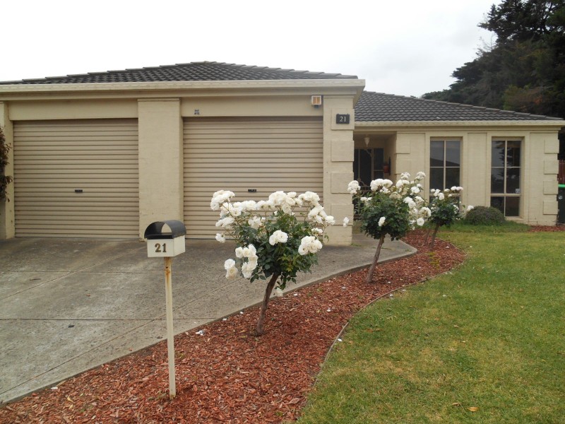 21 John Monash Drive, Skye VIC 3977