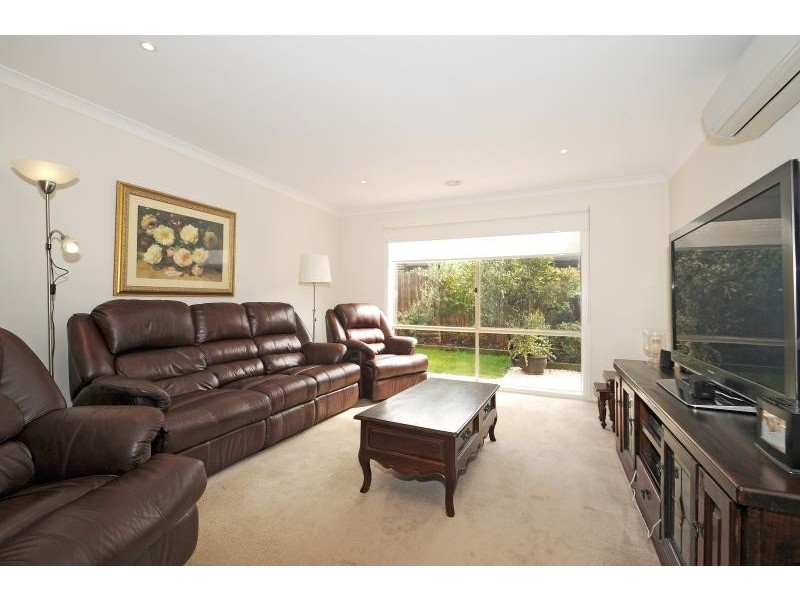 9 David Close, Skye VIC 3977