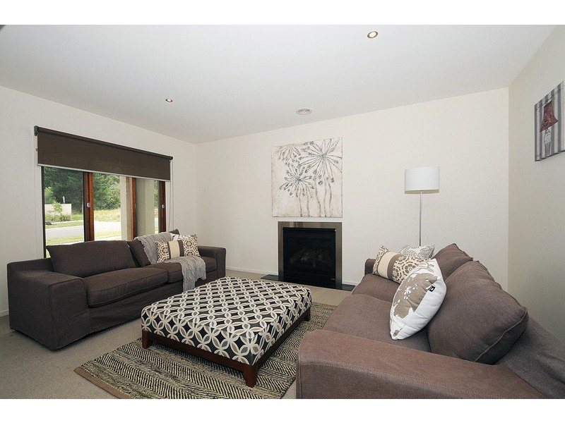 1 Spring Hill Road, Langwarrin VIC 3910