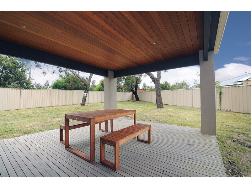 1 Spring Hill Road, Langwarrin VIC 3910