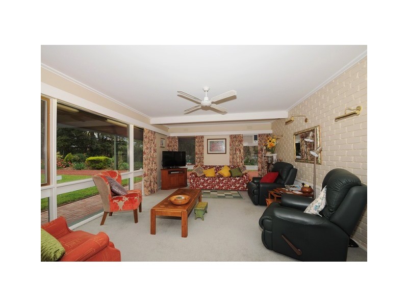 107 Bellbird Road, Mount Eliza VIC 3930