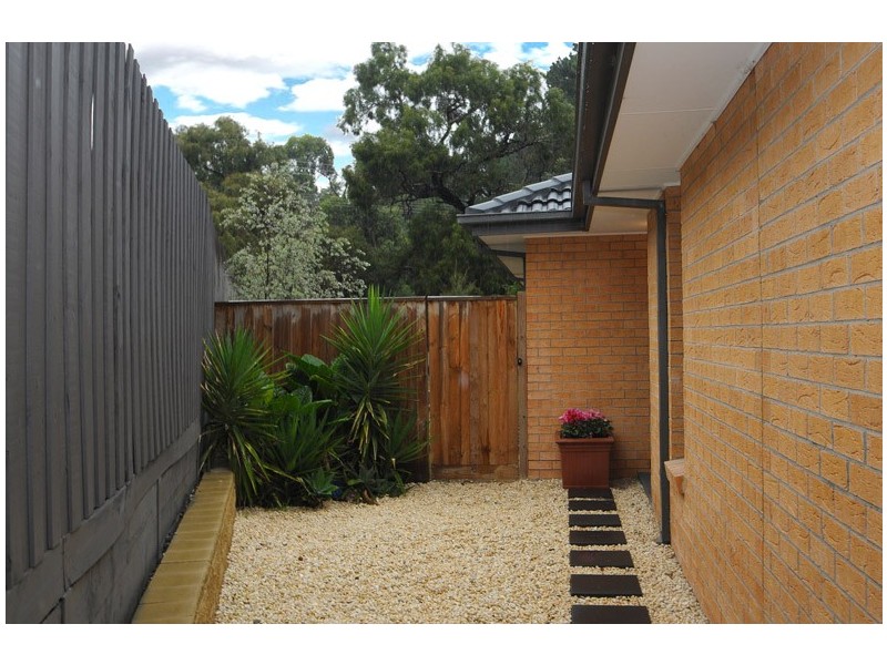 17 St Austell Court, Skye VIC 3977