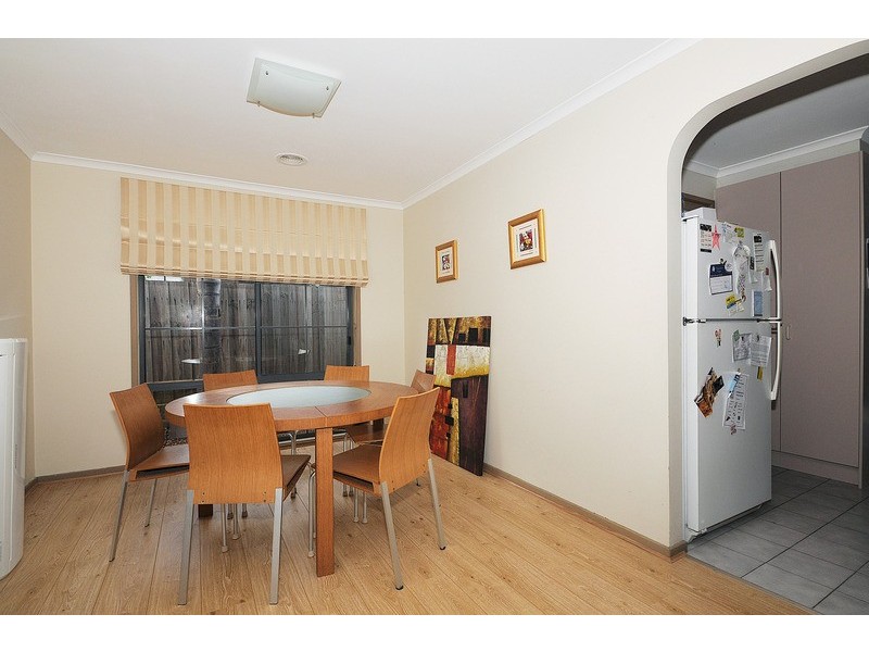 6 Fieldlark Court, Carrum Downs VIC 3201