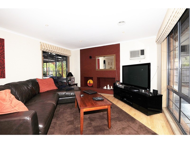 6 Fieldlark Court, Carrum Downs VIC 3201