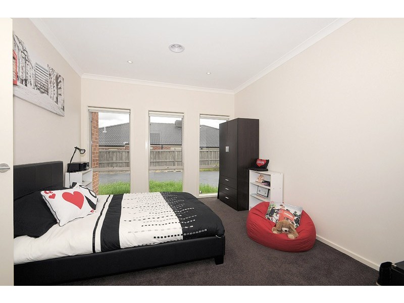 1/175 Rosebank Drive, Cranbourne North VIC 3977
