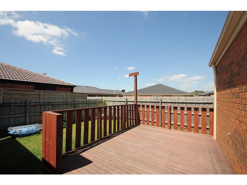 5 Esta Court, Carrum Downs VIC 3201