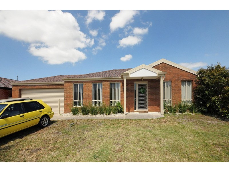 5 Esta Court, Carrum Downs VIC 3201