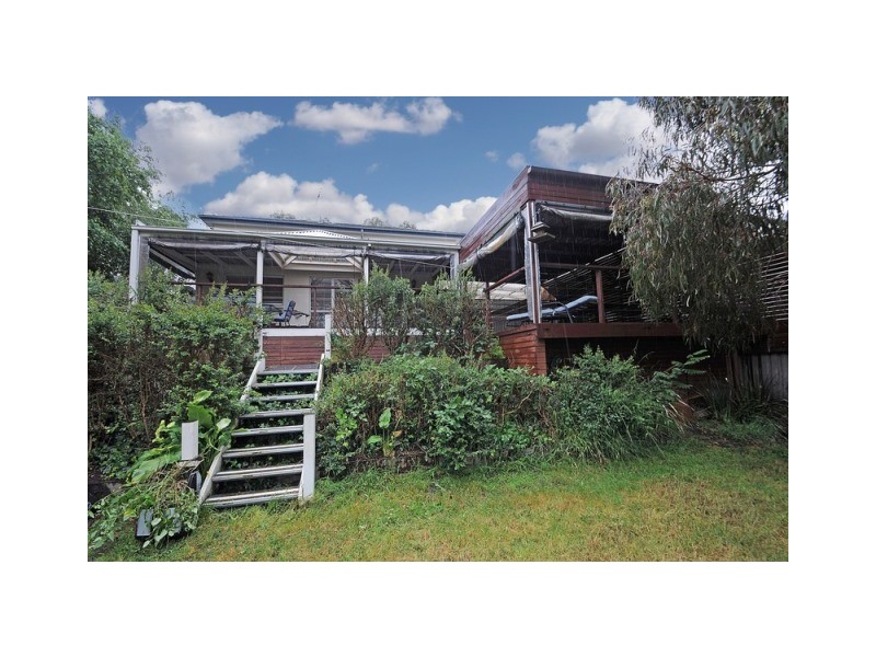 11 Cotoneaster Way, Langwarrin VIC 3910