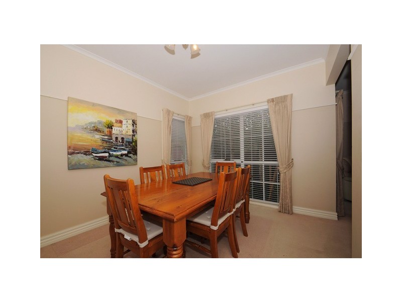 11 Cotoneaster Way, Langwarrin VIC 3910