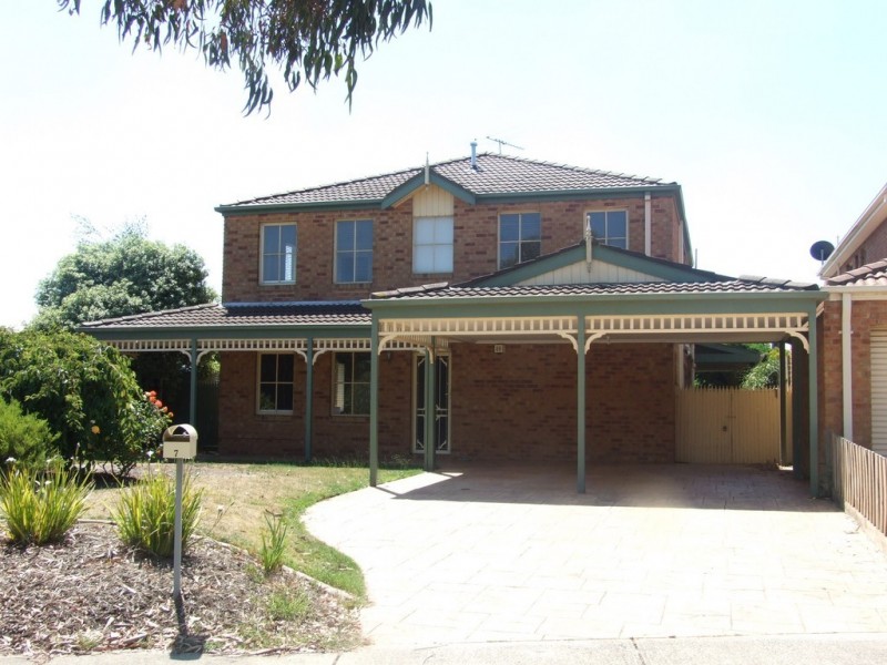 7 Daina Court, Skye VIC 3977