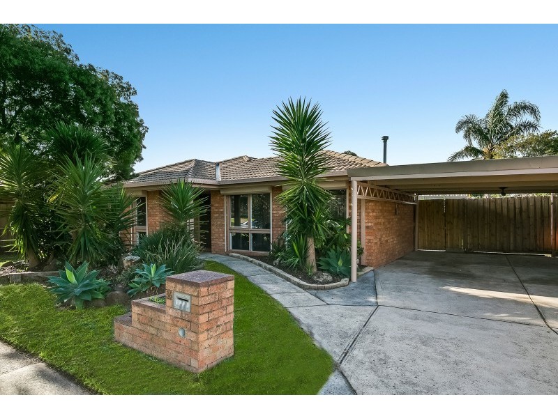 36 Darnley Drive, Skye VIC 3977