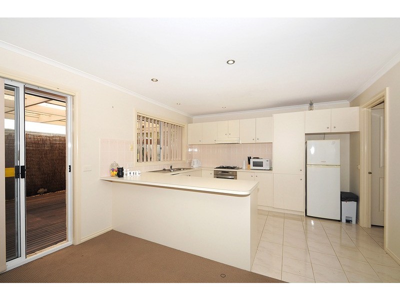 18 Oasis Court, Patterson Lakes VIC 3197