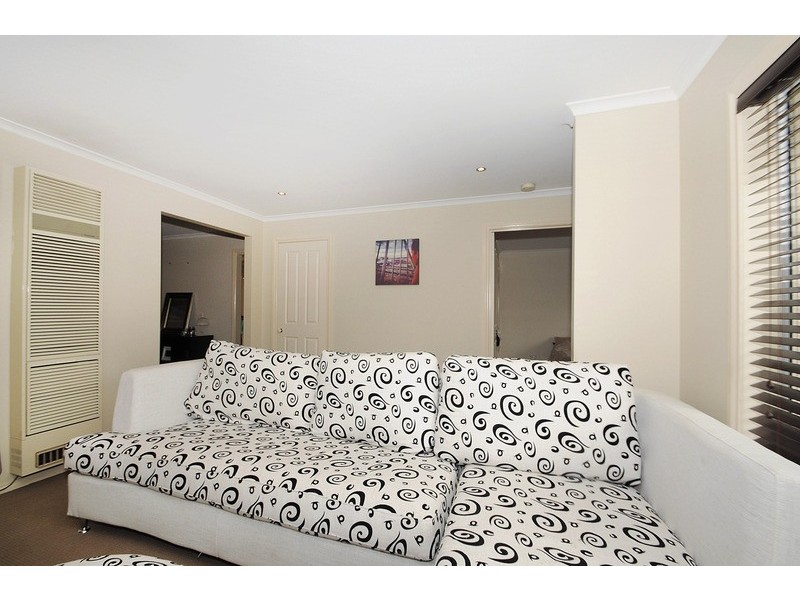 18 Oasis Court, Patterson Lakes VIC 3197