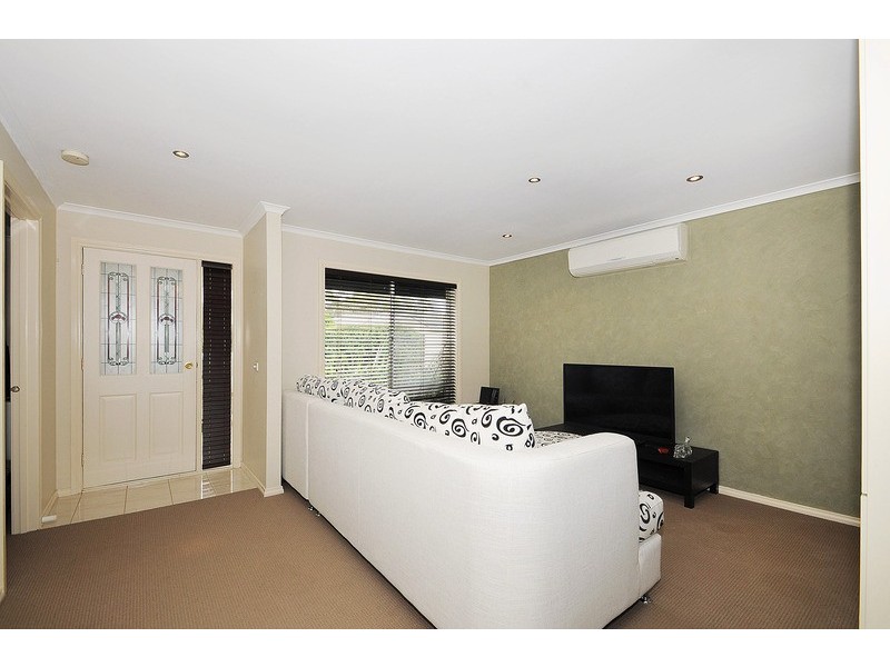 18 Oasis Court, Patterson Lakes VIC 3197