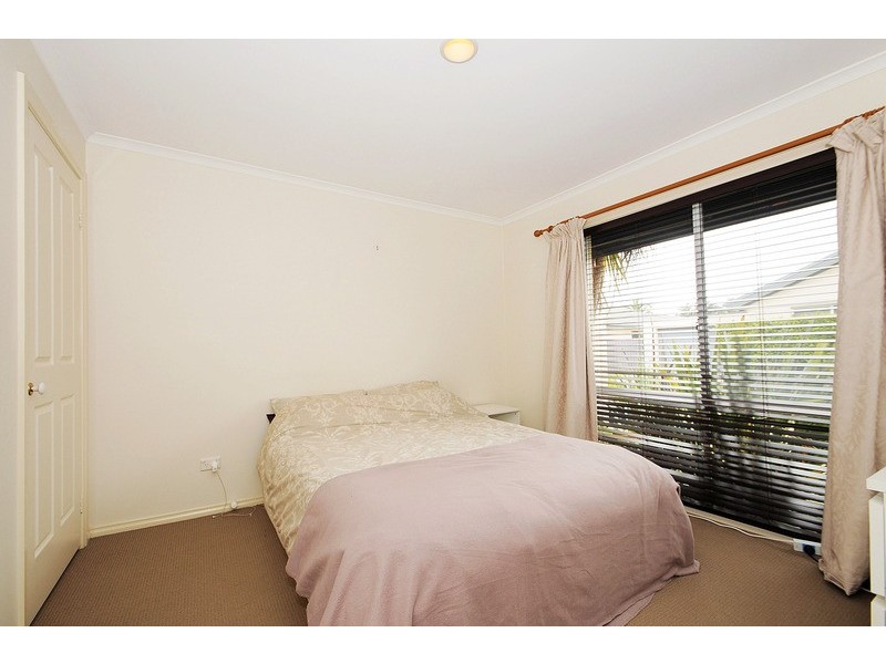 18 Oasis Court, Patterson Lakes VIC 3197