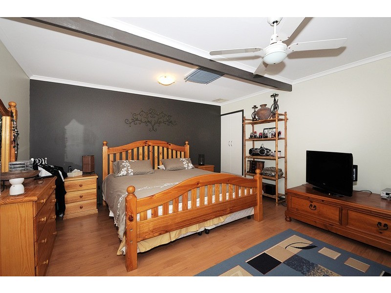 1 Myna Court, Carrum Downs VIC 3201