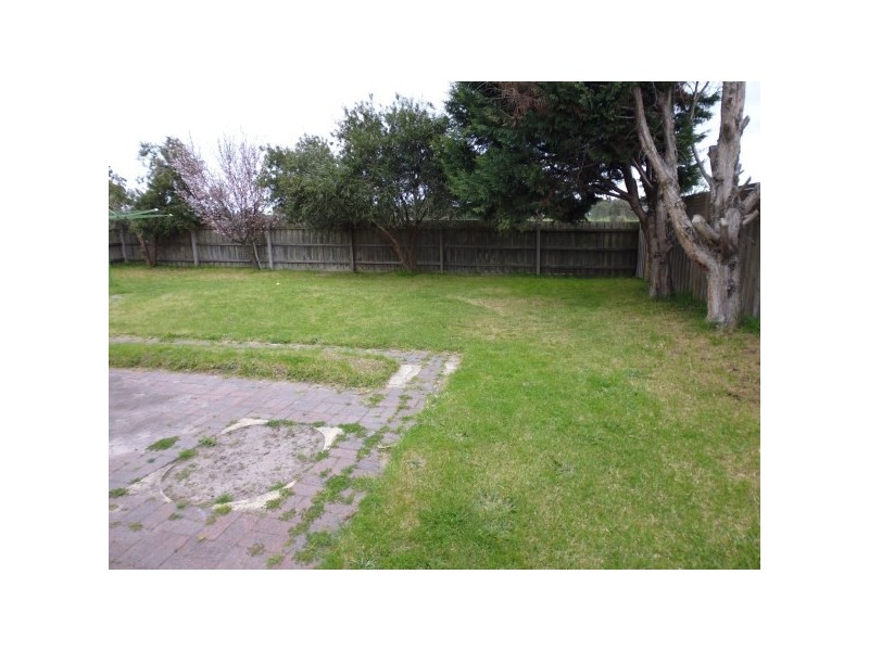 44 Oberon Drive, Carrum Downs VIC 3201