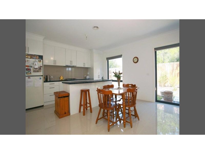 3/27 Jacaranda Drive, Carrum Downs VIC 3201