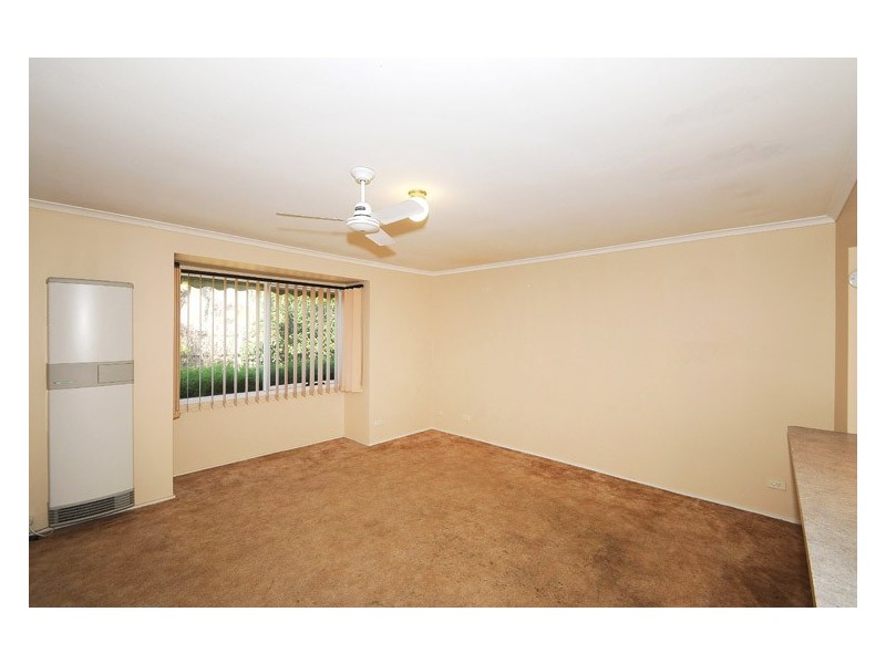 33 Earnshaw Drive, Carrum Downs VIC 3201