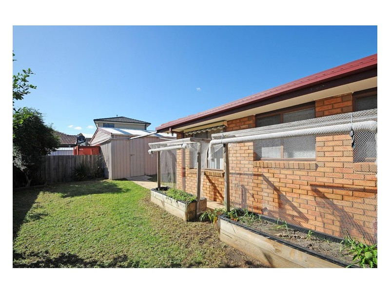 33 Earnshaw Drive, Carrum Downs VIC 3201