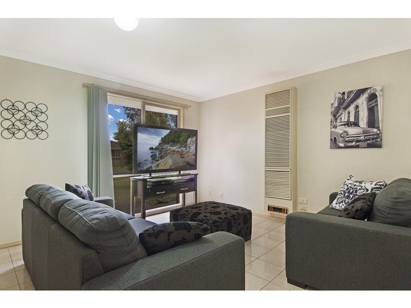 35 Herbert Road, Carrum Downs VIC 3201