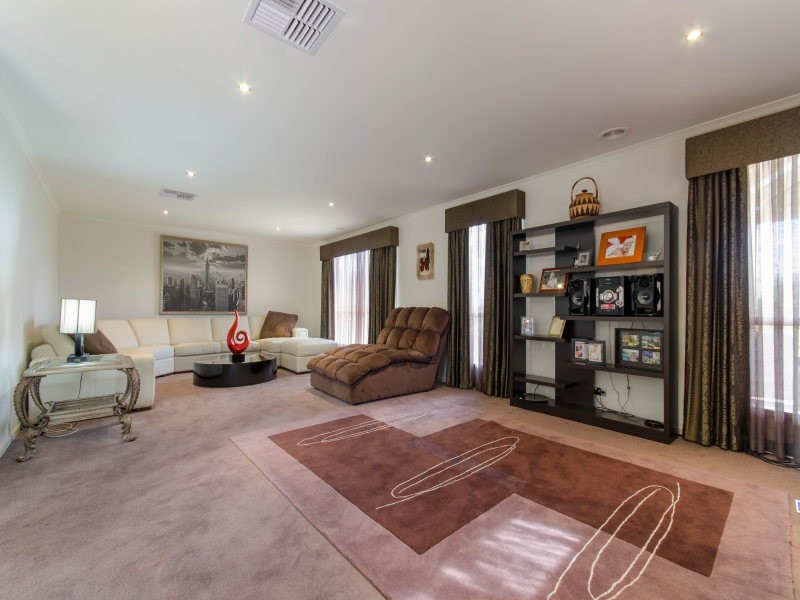 12 Astall Street, Carrum Downs VIC 3201