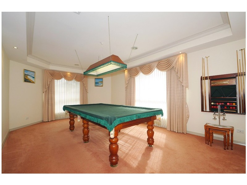 5 Friuli Place, Skye VIC 3977