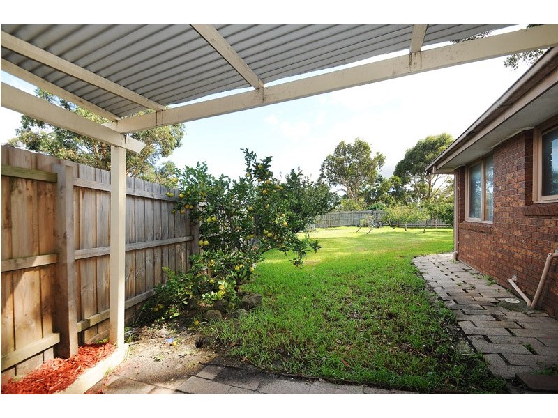 77 Lyrebird Drive, Carrum Downs VIC 3201