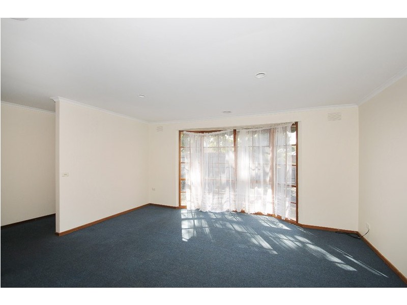 77 Lyrebird Drive, Carrum Downs VIC 3201