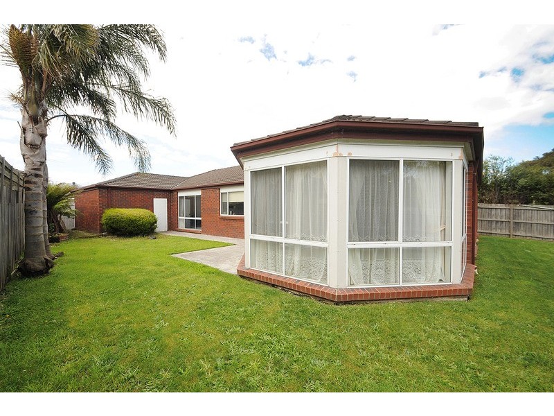 8 Palma Court, Frankston South VIC 3199