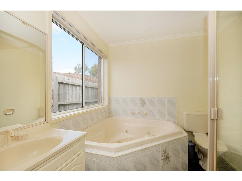 8 Palma Court, Frankston South VIC 3199
