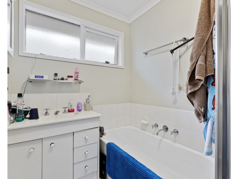 8 Marcella Place, Carrum Downs VIC 3201