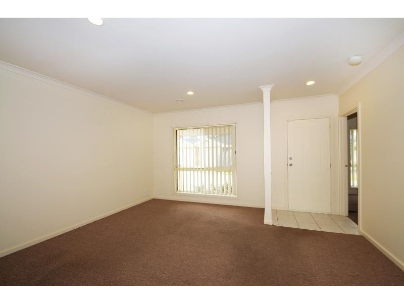 27/55 McClelland Drive, Skye VIC 3977