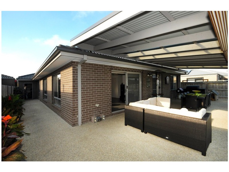 2 Beldale Court, Sandhurst VIC 3977