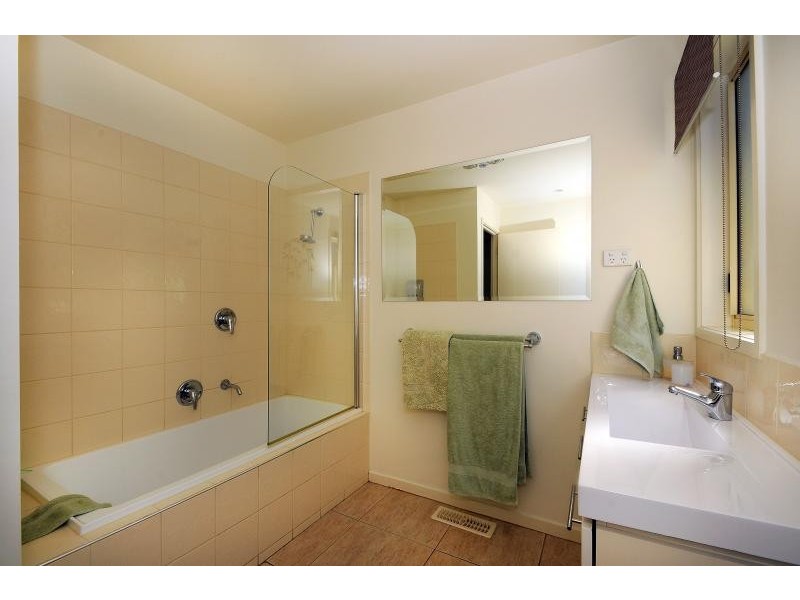 77 Gumnut Drive, Langwarrin VIC 3910