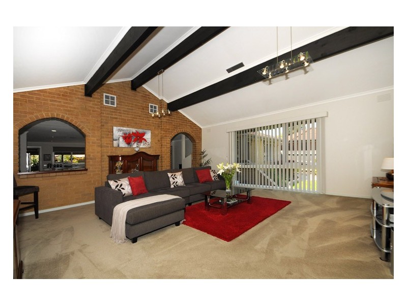 16 Zebrafinch Court, Carrum Downs VIC 3201