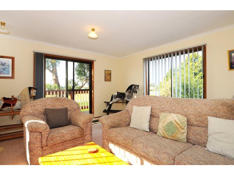 10 Grebe Court, Carrum Downs VIC 3201