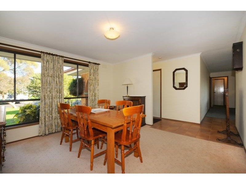 10 Grebe Court, Carrum Downs VIC 3201