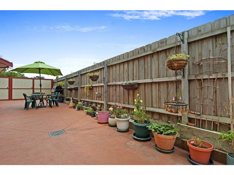 8 Orsett Court, Carrum Downs VIC 3201