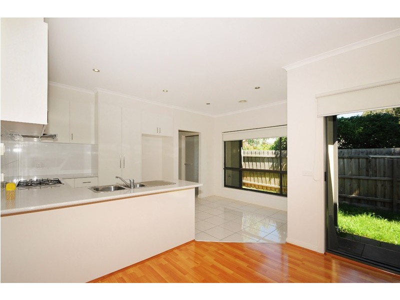 2/38 Rosemary Crescent, Frankston North VIC 3200