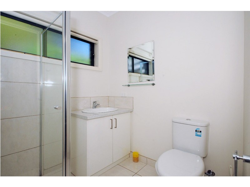 2/38 Rosemary Crescent, Frankston North VIC 3200