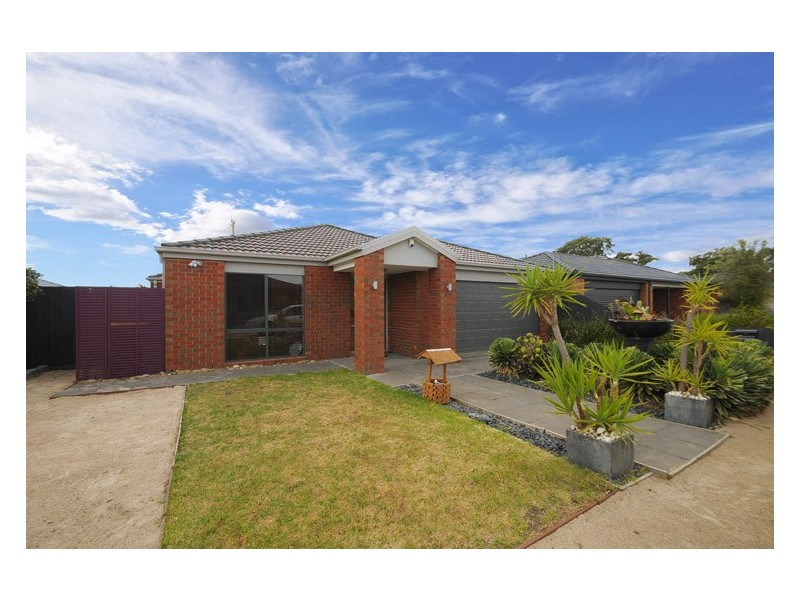 19 Scarlett Avenue, Carrum Downs VIC 3201